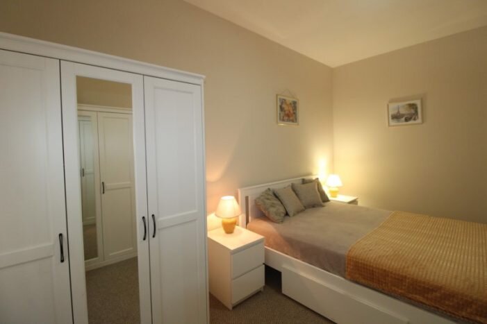 Romana, Ateneu, inchiriere apartament 2 camere 70 mp