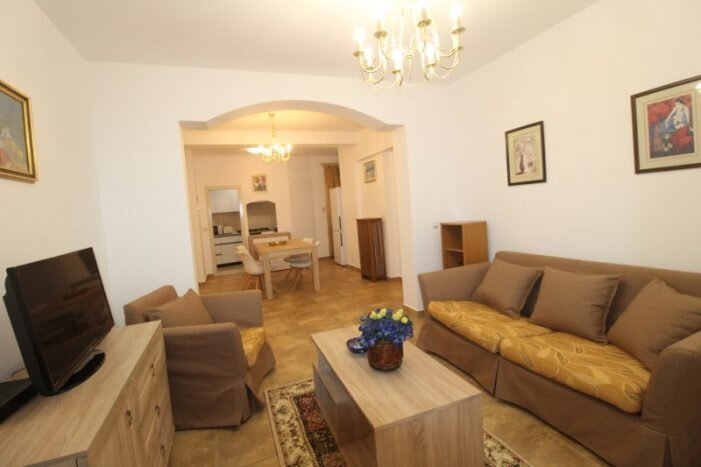 Romana, Ateneu, inchiriere apartament 2 camere 70 mp